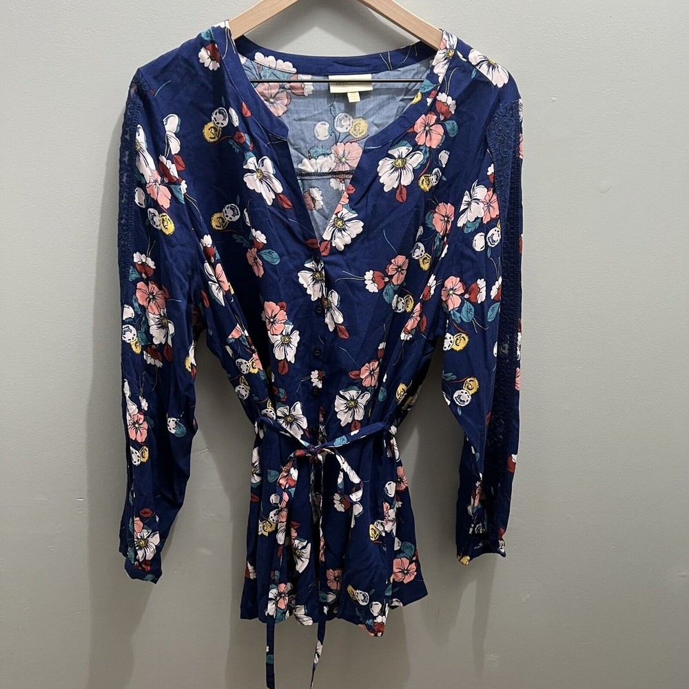 ModCloth Floral Long Sleeve Lace Blouse Button Down Wrap Plus 2X Blue